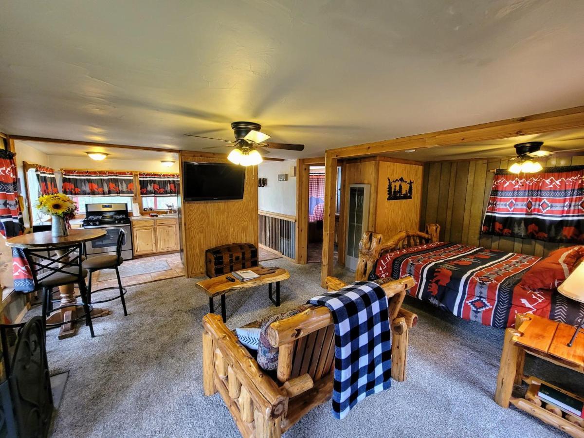 Sierra Blanca Cabins Hotel รุยโดโซ ภายนอก รูปภาพ