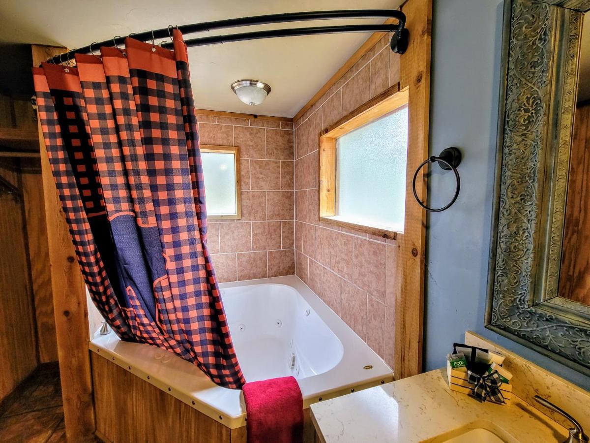 Sierra Blanca Cabins Hotel รุยโดโซ ภายนอก รูปภาพ