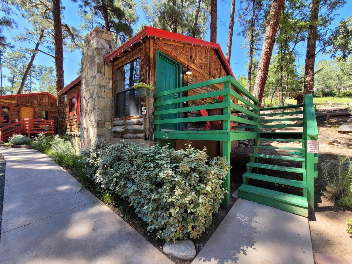 Sierra Blanca Cabins Hotel รุยโดโซ ภายนอก รูปภาพ