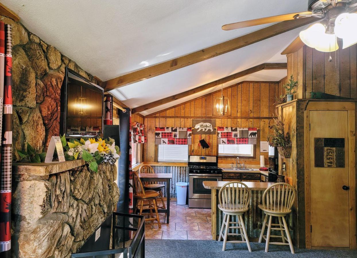 Sierra Blanca Cabins Hotel รุยโดโซ ภายนอก รูปภาพ