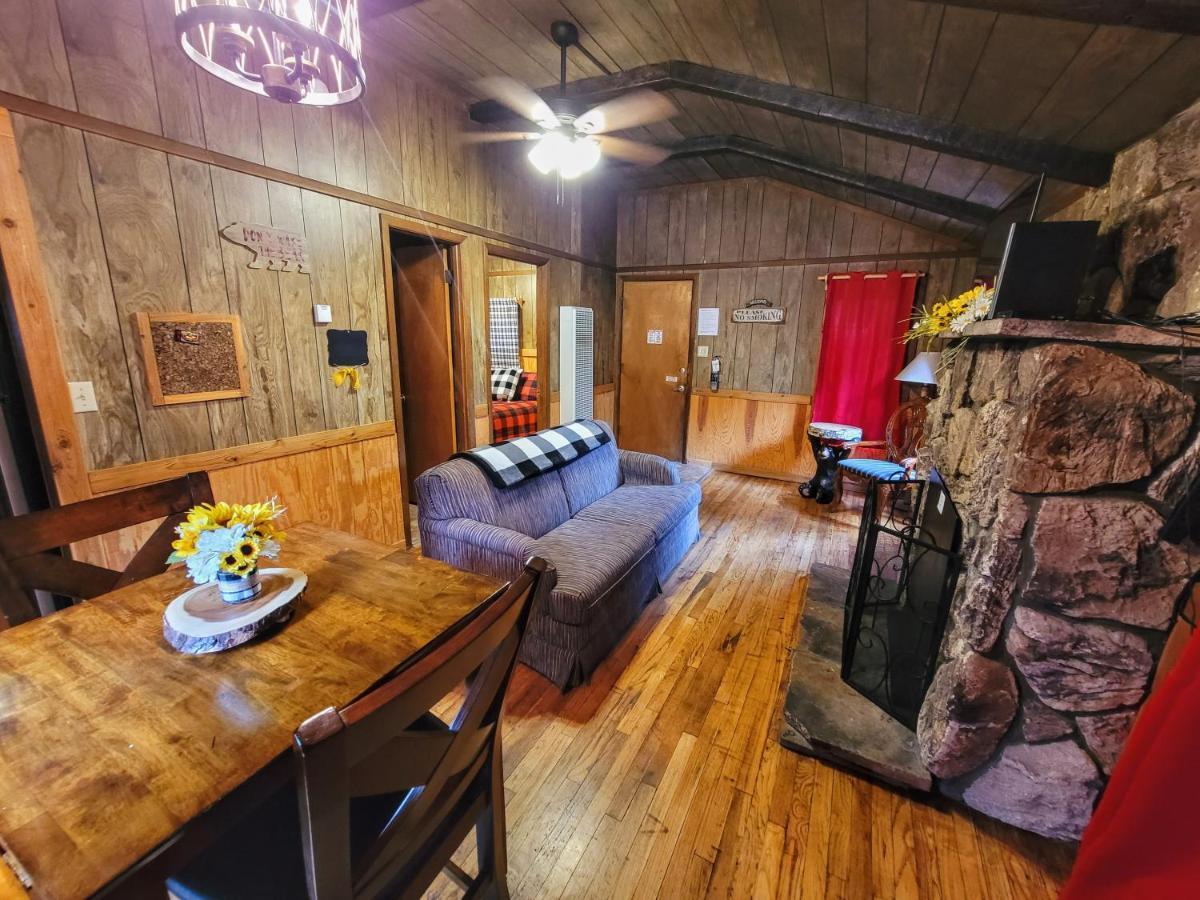 Sierra Blanca Cabins Hotel รุยโดโซ ภายนอก รูปภาพ