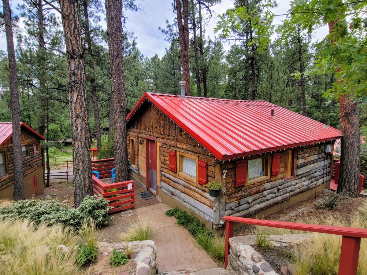 Sierra Blanca Cabins Hotel รุยโดโซ ภายนอก รูปภาพ