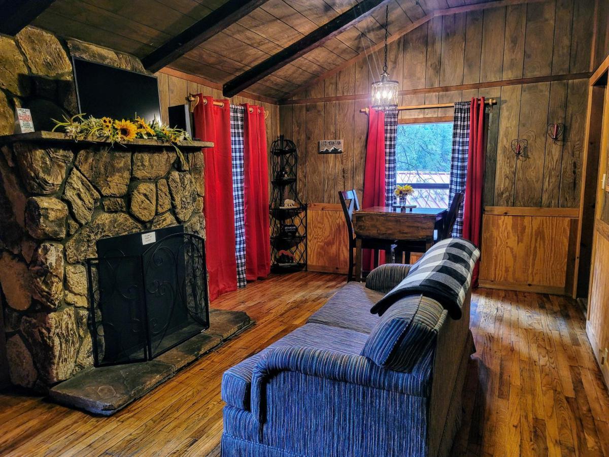Sierra Blanca Cabins Hotel รุยโดโซ ภายนอก รูปภาพ