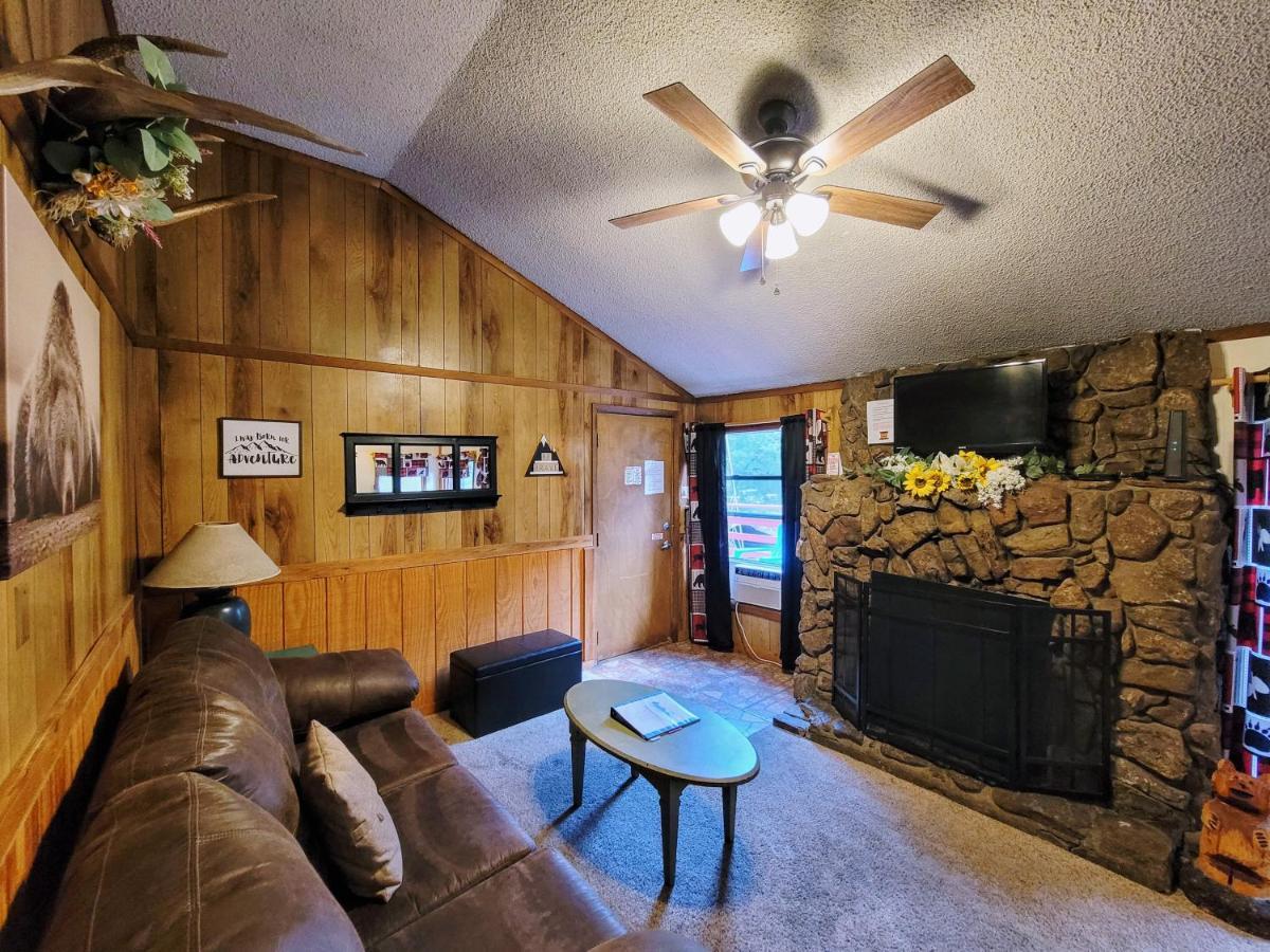 Sierra Blanca Cabins Hotel รุยโดโซ ภายนอก รูปภาพ