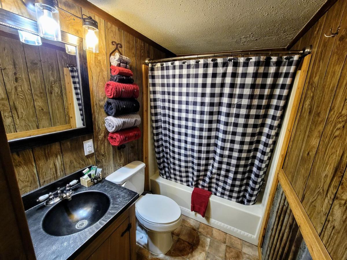 Sierra Blanca Cabins Hotel รุยโดโซ ภายนอก รูปภาพ